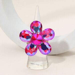 Abalone Fuchsia Cluster Crystal Stretch Flower Ring